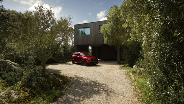 Port Mann Bridge Traffic? The 2026 Mazda CX-5's Driver-Assist Tech Helps You Stay Focused