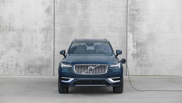 The 2023 Volvo XC90 vs. the 2023 BMW X5: Exploring Three Areas Where the XC90 Takes the Lead