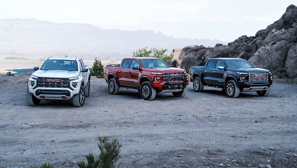 The Differences Between the 2023 GMC Sierra 1500 and 2023 GMC Canyon