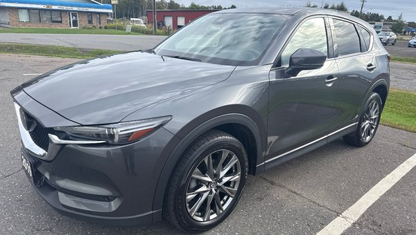 CX-5 Signature