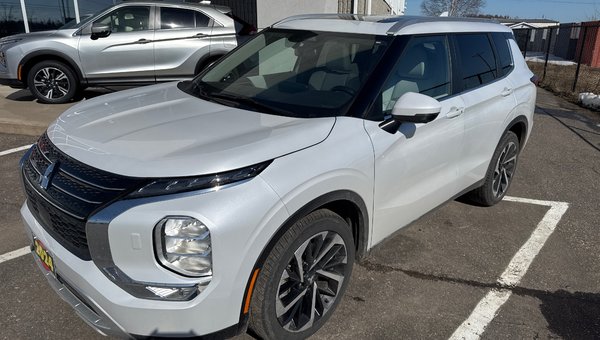 Outlander SEL
