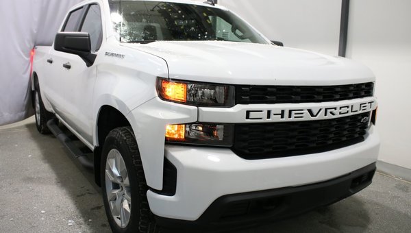 white 2019 chevy silverado