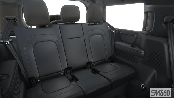 LAND ROVER Defender 130 MHEV X-Dynamic SE 2024 - Vue intérieure - 2