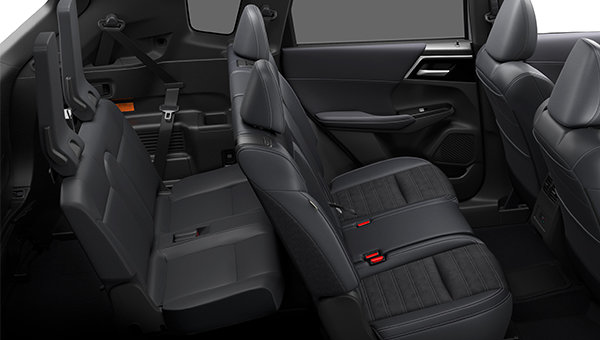 2025 MITSUBISHI OUTLANDER PHEV LE S-AWC - Interior view - 2