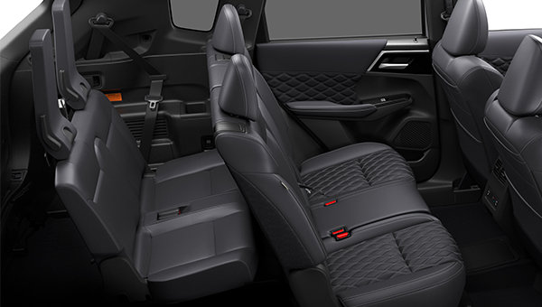 2025 MITSUBISHI OUTLANDER PHEV SEL S-AWC - Interior view - 2