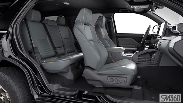 2025 TOYOTA 4Runner Hybrid Trailhunter - Interior view - 1