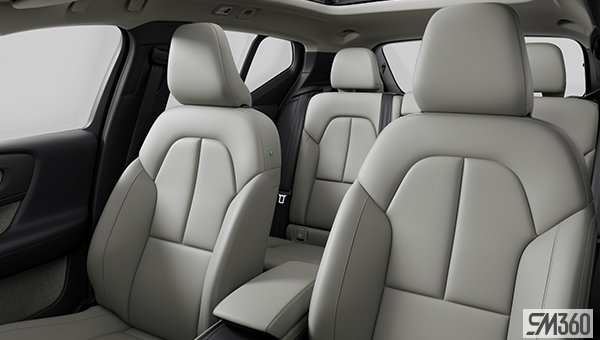 2025 VOLVO XC40 Plus Bright - Interior view - 1