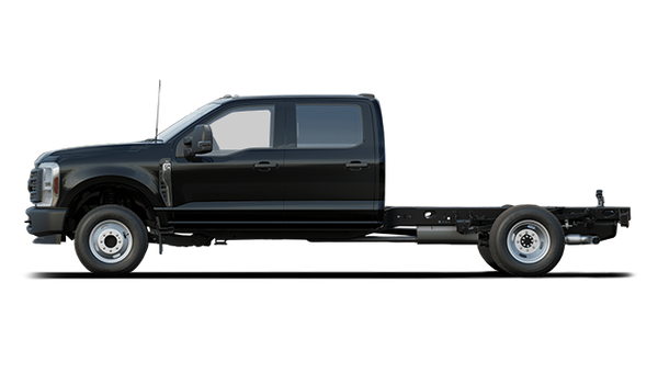 2026 FORD F-350 DRW Chassis Cab LARIAT - Exterior view - 2