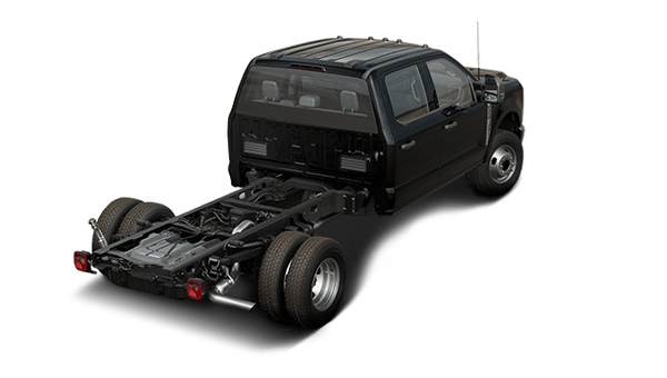 2026 FORD F-350 DRW Chassis Cab LARIAT - Exterior view - 3