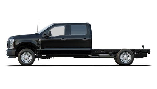 2026 FORD F-350 SRW Chassis Cab LARIAT - Exterior view - 2