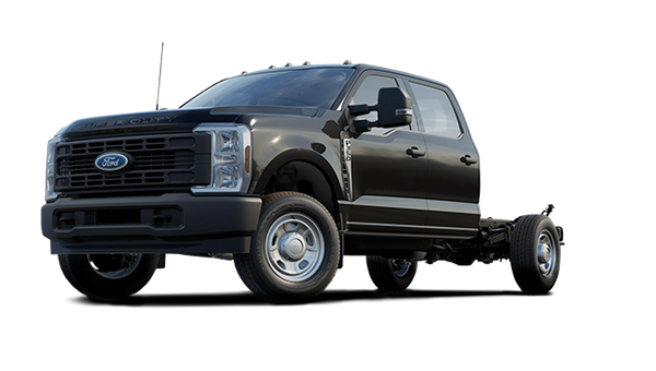 2026 FORD F-350 SRW Chassis Cab LARIAT - Exterior view - 1