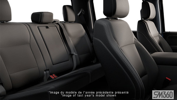2026 FORD F-550 CHASSIS CAB LARIAT - Interior view - 2