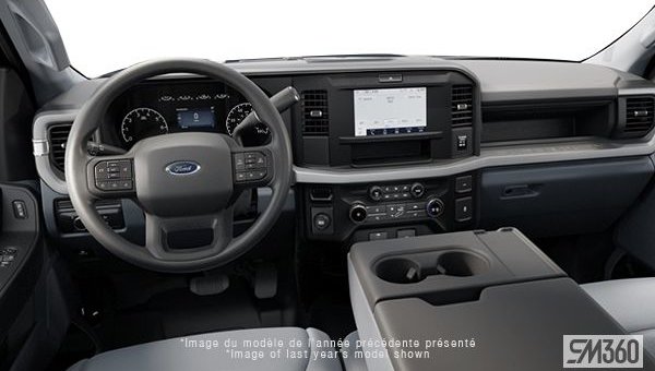 2026 FORD F-600 CHASSIS CAB XL - Interior view - 3