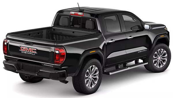 2026 GMC Canyon DENALI photo-3
