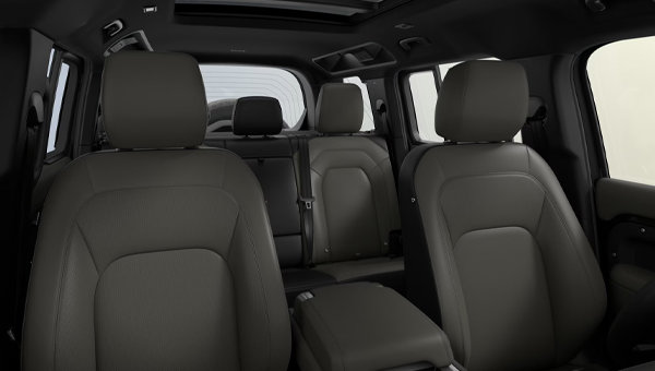 2026 Land Rover Defender 110 Mild Hybrid X-Dynamic SE-interior-front