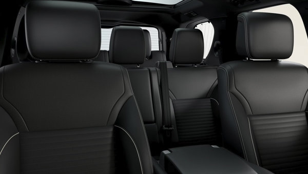 LAND ROVER Discovery Semi-hybride DYNAMIC SE 2026 - Vue intérieure - 1