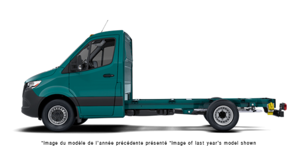 2026 Mercedes-Benz Sprinter Cab Chassis 3500XD BASE - Exterior view - 2