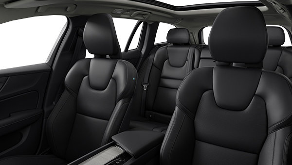 2026 Volvo V60 Cross Country Ultra-interior-front
