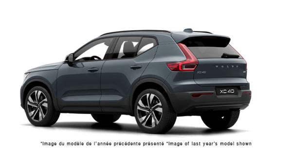 2026 VOLVO XC40 Ultra Black Edition - Exterior view - 3