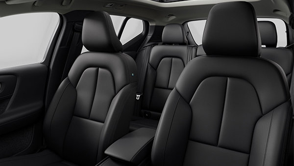 Volvo XC40 Ultra (Dark Theme) 2026-interior-front