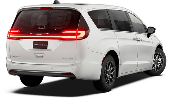 2027 CHRYSLER Pacifica Limited AWD photo-3