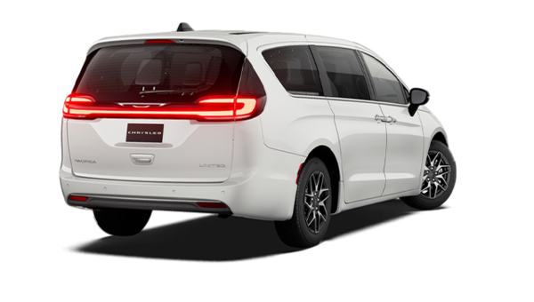 2027 CHRYSLER Pacifica Limited - Exterior view - 3