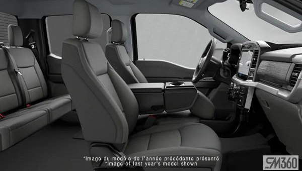 FORD F-150 XLT 2027 - Vue intérieure - 1