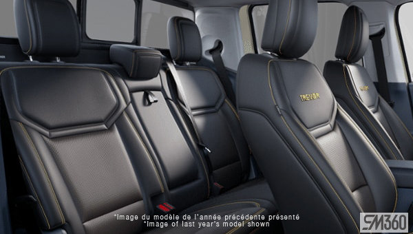 2027 FORD Maverick TREMOR 4WD 4.5' SB - Interior view - 2