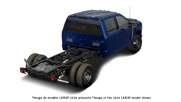 2027 FORD Super Duty F-350 DRW Chassis Cab PLATINUM - Exterior view - 3