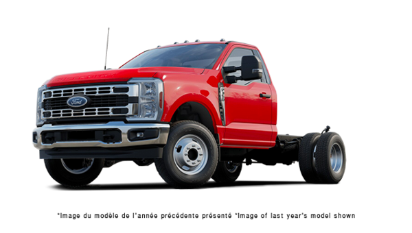 2027 FORD Super Duty F-350 DRW Chassis Cab XLT - Exterior view - 1