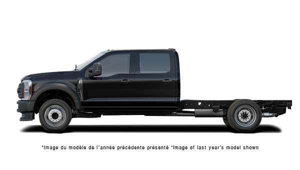2027 FORD Ford Super Duty F-450 Chassis Cab LARIAT - Exterior view - 2