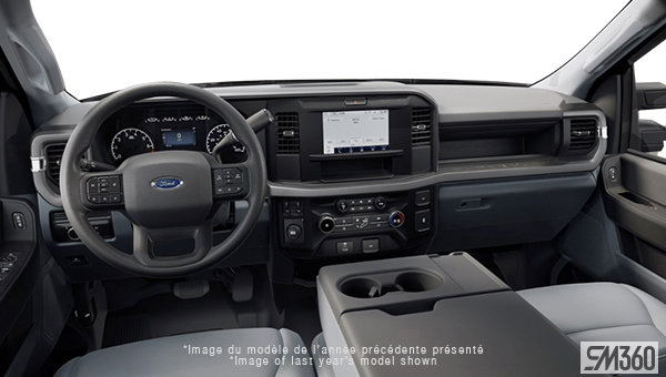 2027 FORD Super Duty F-450 XL - Interior view - 3