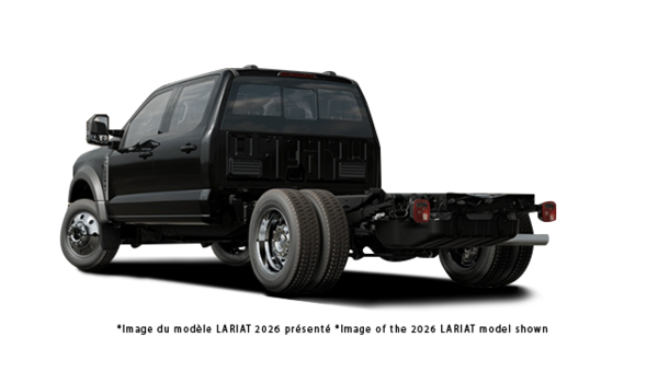 2027 FORD Super Duty F-550 Chassis Cab PLATINUM - Exterior view - 3