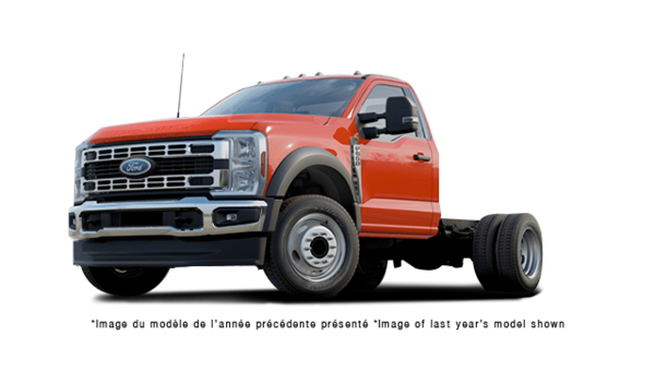 2027 FORD Super Duty F-600  Chassis Cab XLT - Exterior view - 1