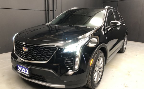 2022 Cadillac XT4 AWD Premium Luxury