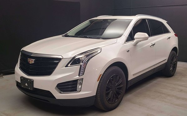 2017 Cadillac XT5 Luxury AWD Selling AS IS, AS TRADED...