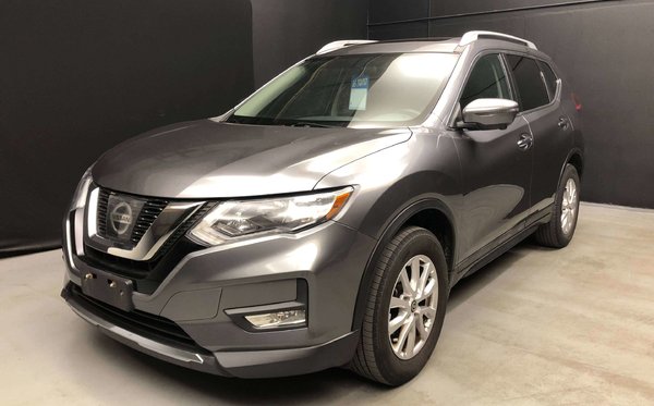 2017 Nissan Rogue SV AWD - Selling AS IS, AS TRADED...