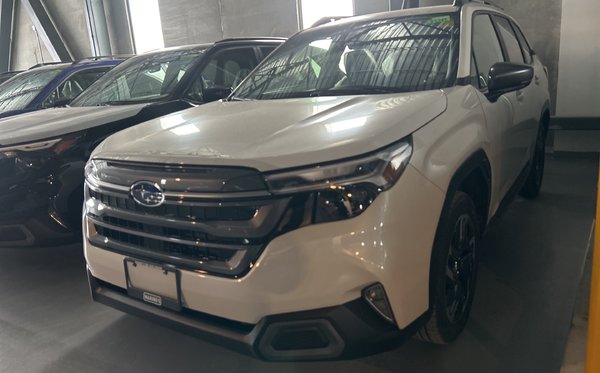 2026 Subaru Forester Limited AWD / LEATHER SEATS /PANORAMIC SUNROOF