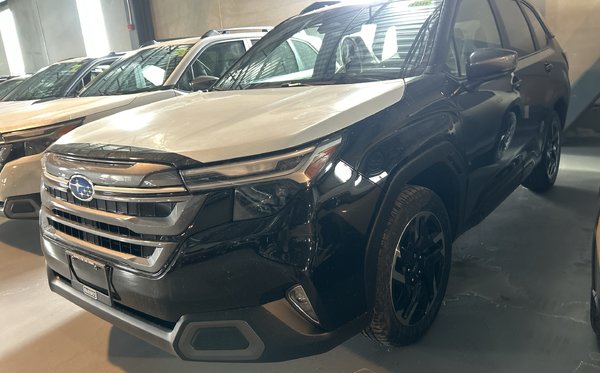 2026 Subaru Forester Limited AWD / LEATHER SEATS /PANOMIC ROOF