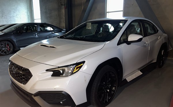 2024 Subaru WRX SPORT > Automatic / Sunroof / CarPlay Android Auto