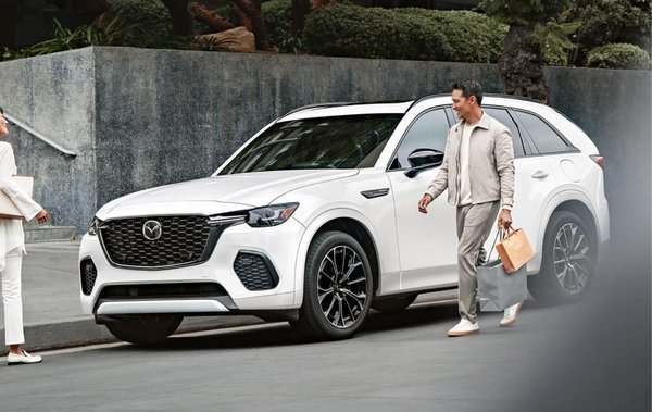 Découvrez l'audace hybride: Mazda CX-70 Plug-In Hybrid 2025
