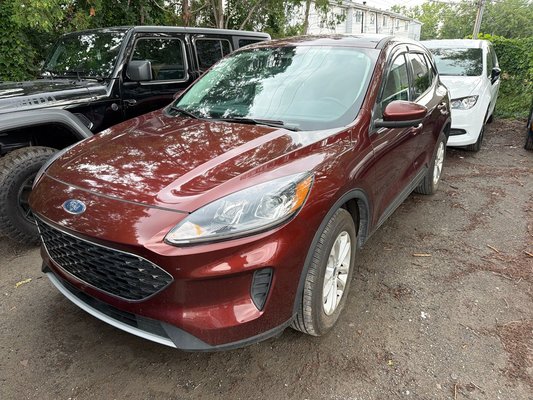 2021 Ford Escape SE