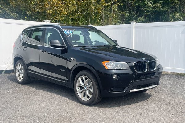2013 BMW X3 28i | NAV| Roof | Leather | CAM