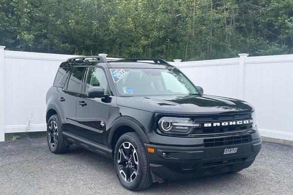 2022 Ford BRONCO SPORT Outer Banks | SunRoof | Cam | Warranty to 2027