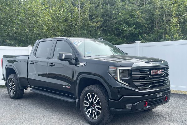 2022 GMC Sierra 1500 AT4 | Diesel | USB | HtdSeat | Warranty to 2027