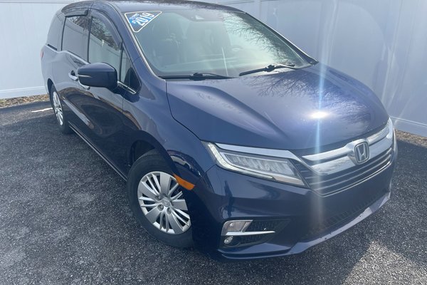 2019 Honda Odyssey Touring | Leather | Sunroof | Nav | Cam | USB