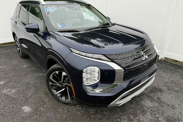 2023 Mitsubishi Outlander GT S-AWC | Leather | Roof | Nav | Warranty to 2033
