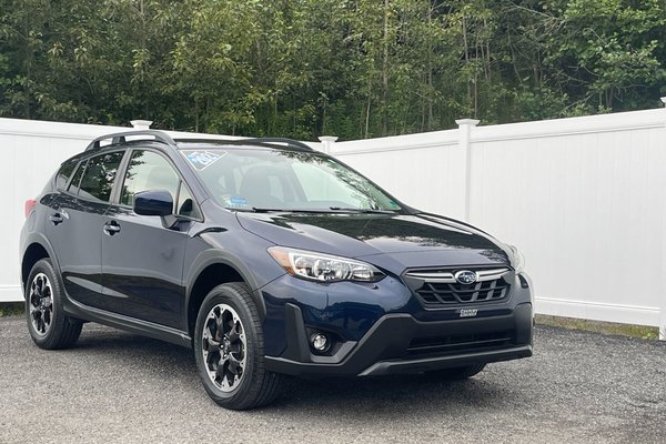 2021 Subaru Crosstrek Touring | Cam | USB | Htdseat | Warranty to 2026