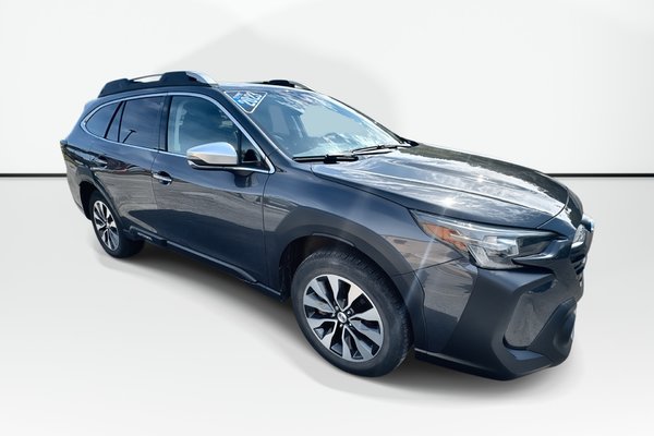 2023 Subaru Outback Premier XT | Roof | Cam | USB | Warranty to 2028