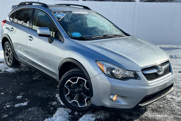 2013 Subaru XV Crosstrek Touring | USB | HtdSeats | Keyless | Cruise